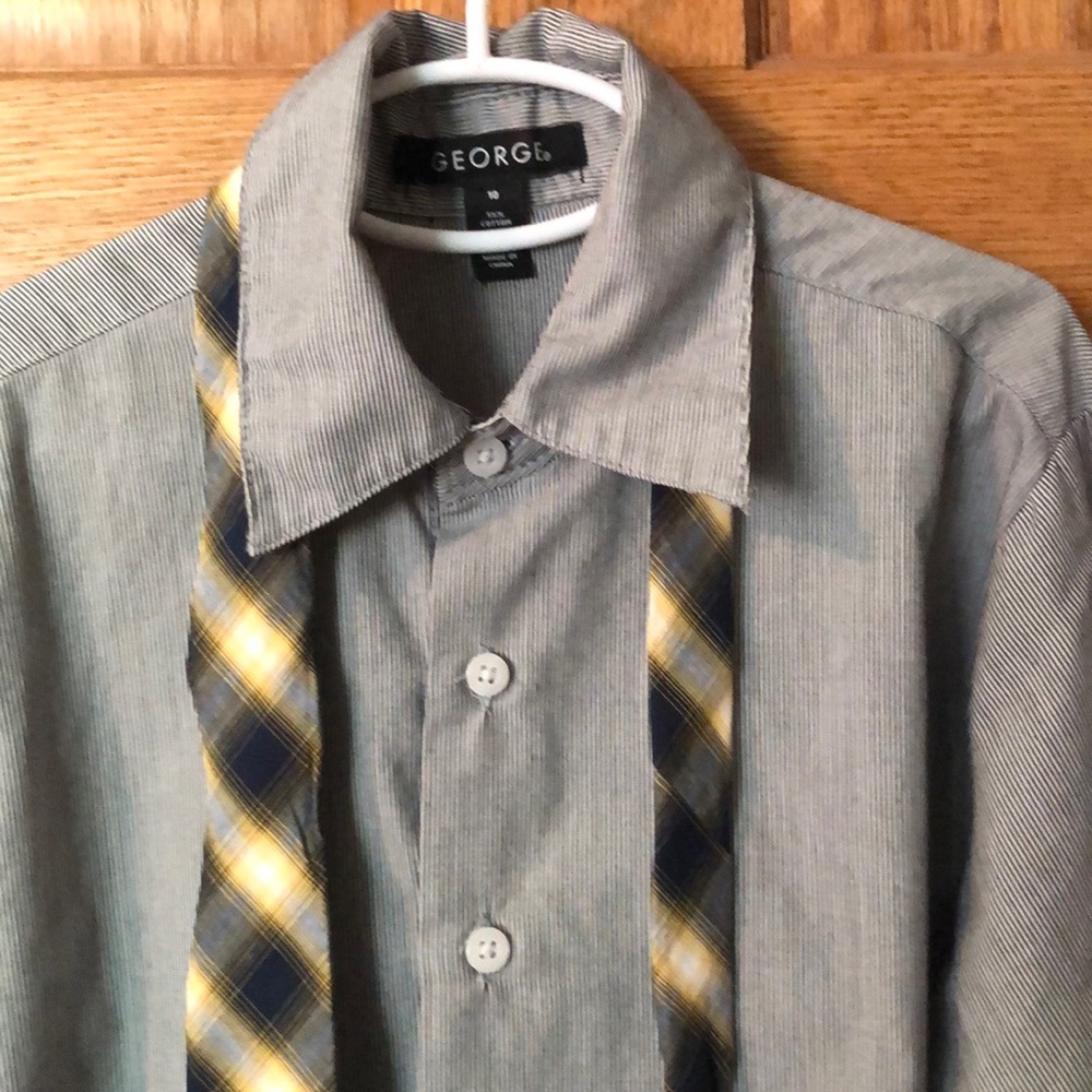 Boy’s dress shirt and tie